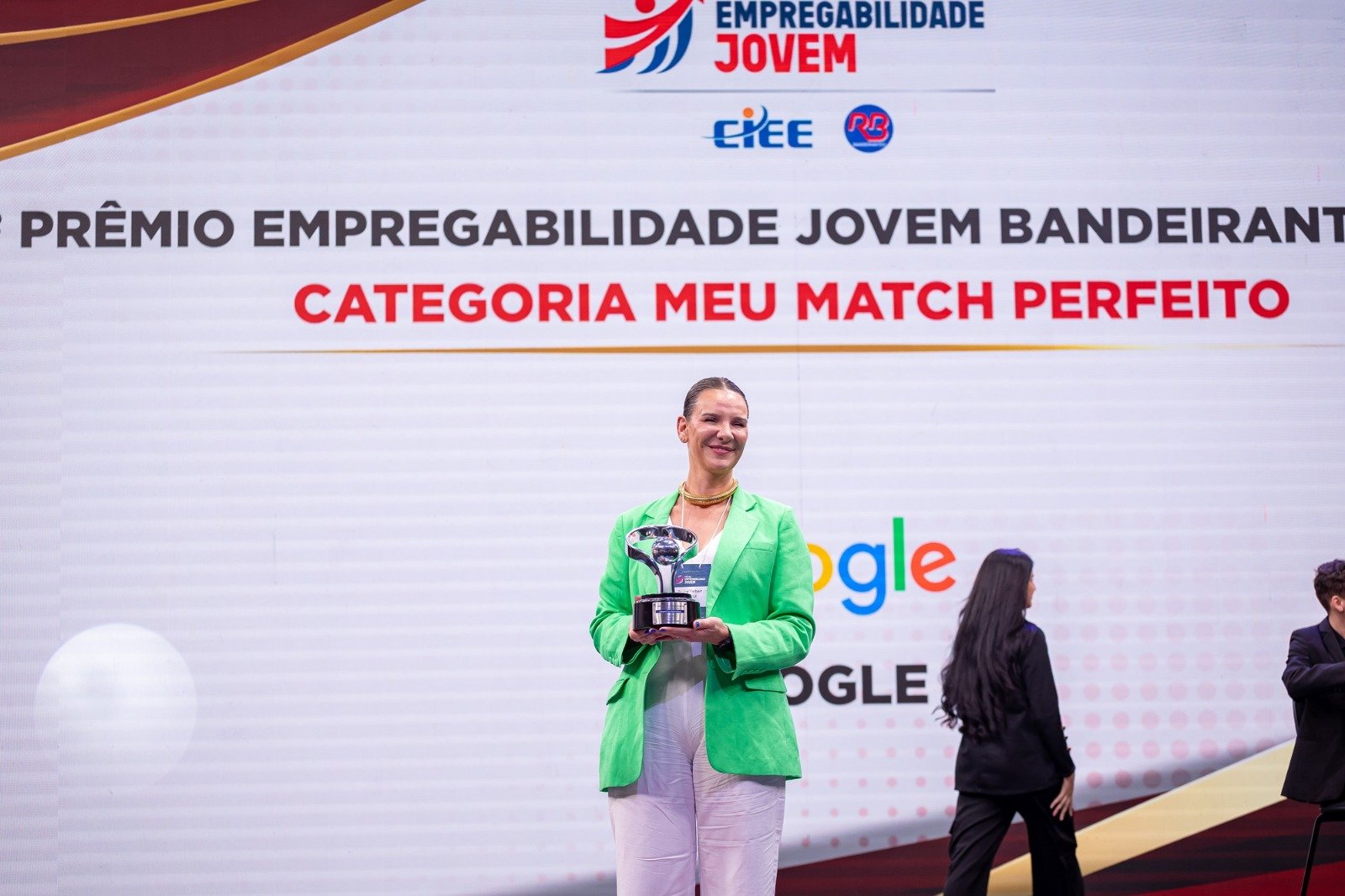 As empresas dos sonhos para os jovens: Prêmio Band e CIEE revela quais são!