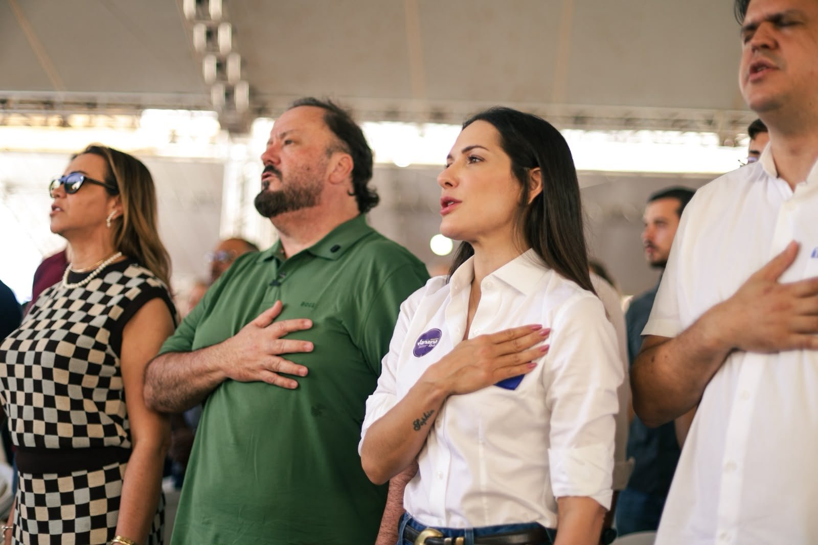 Janaina inicia campanha ao Senado em encontro de fé e apresenta prioridades para Mato Grosso