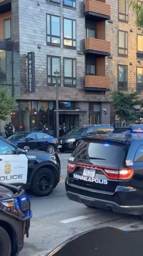 Tiroteio em Minneapolis deixa três mortos, incluindo o suspeito do ataque