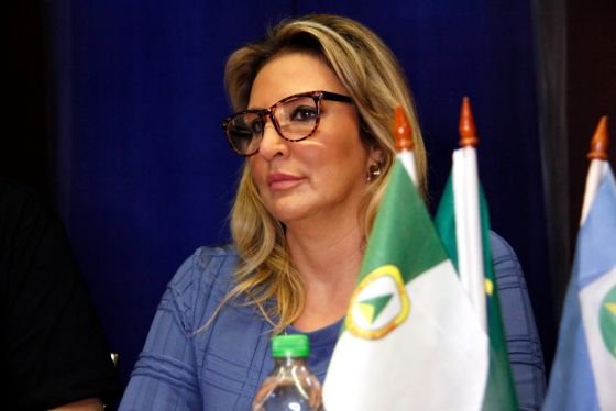 Ex-primeira-dama de Cuiabá passa por cirurgia de seis horas para remover malformação cerebral